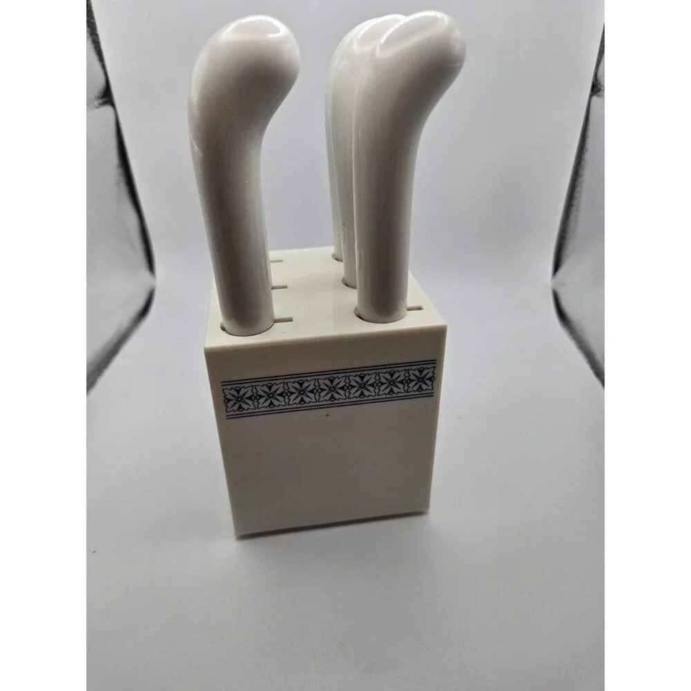 Vintage 6 Butter Cheese Knives White Blue Ceramic Handles Taiwan W Knife Holder